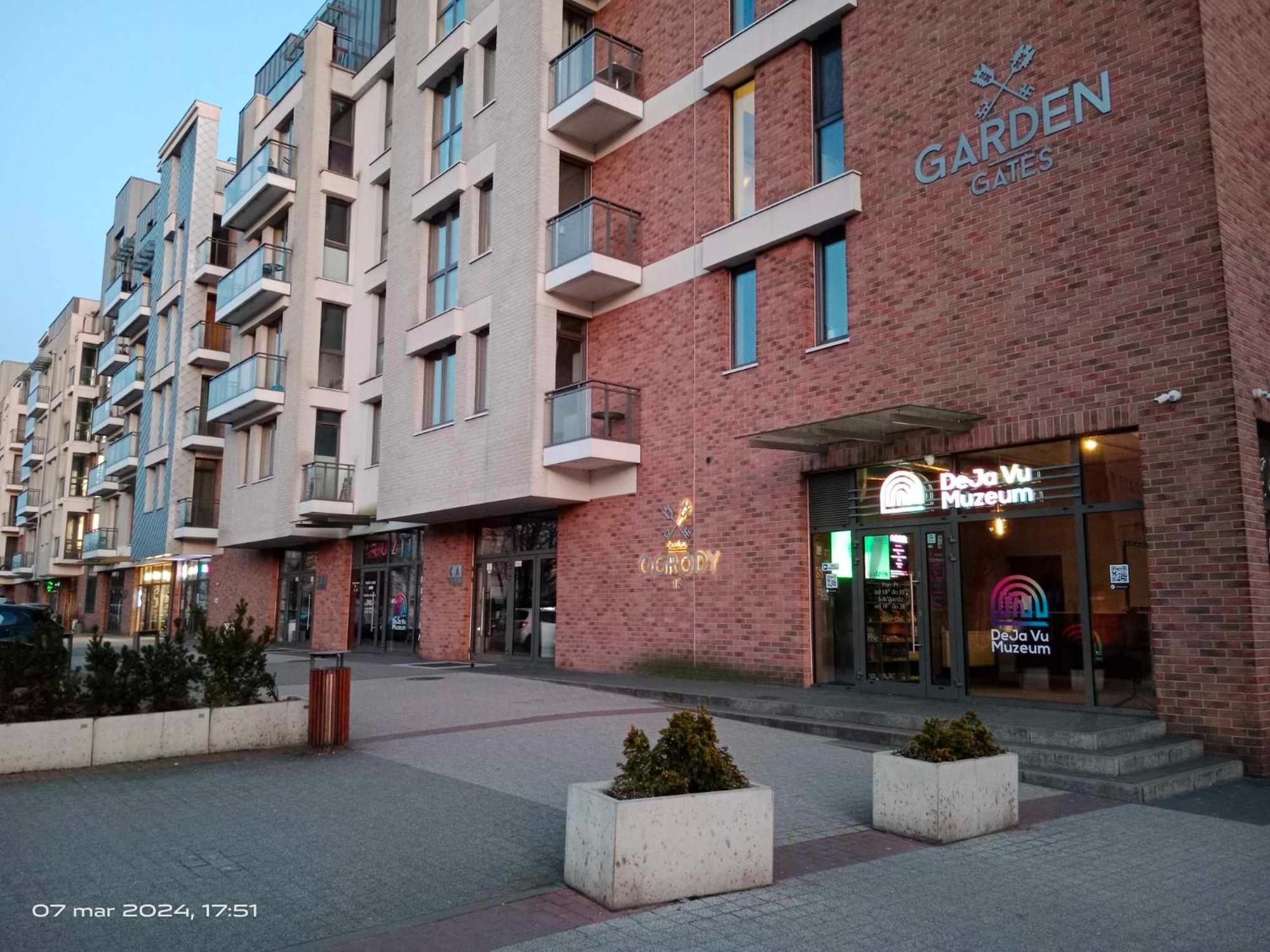 Dlugie Ogrody Garden Gates Apartment Gdansk Exterior photo